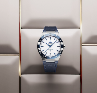 Replica Omega Constellation series 41mm wristwatch: Color aesthetics and rich materials